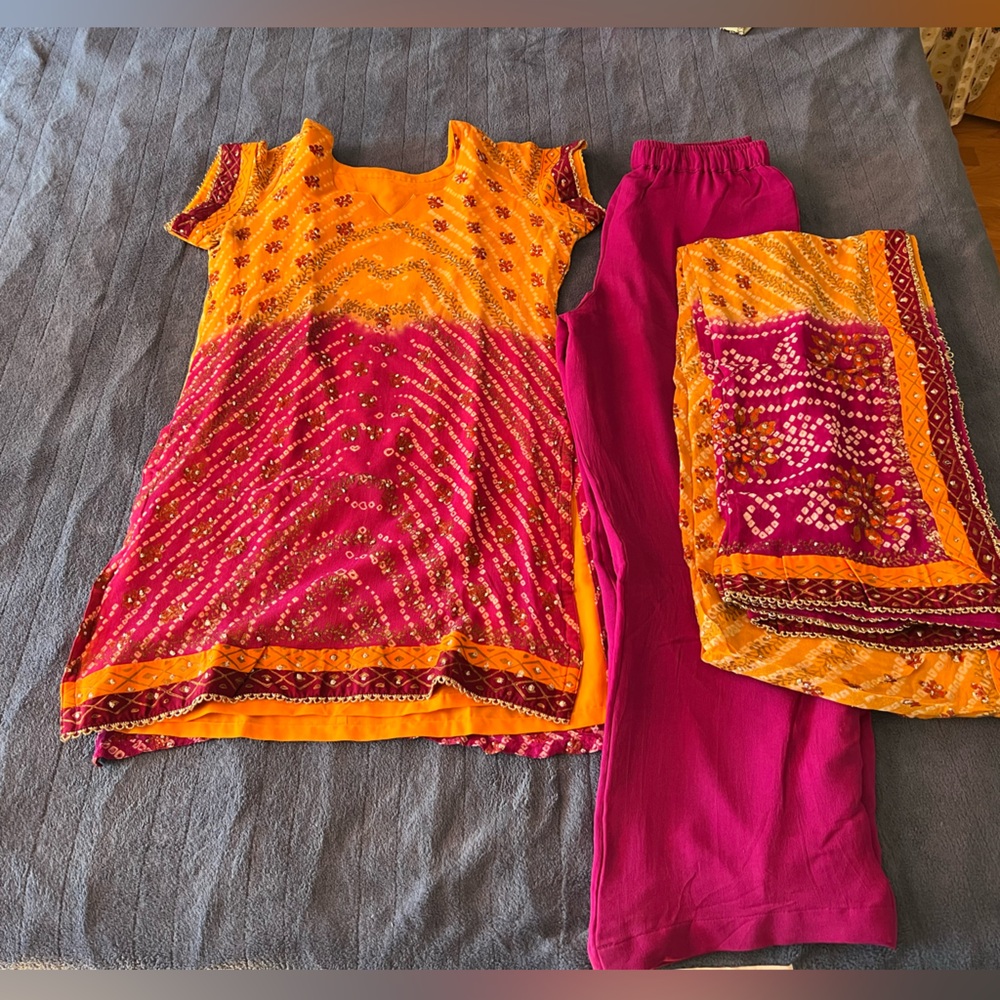 Indian set - Picture 2 of 4